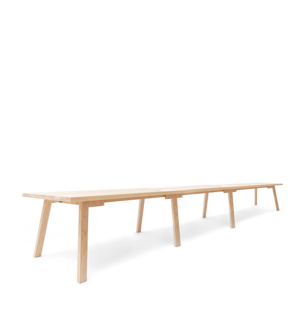 CATWALKER Table